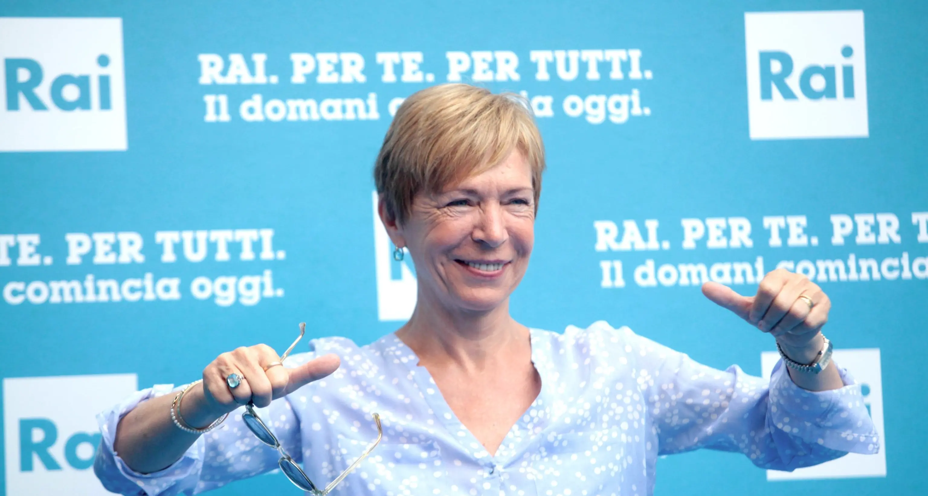 Su Facebook l'addio a Report di Milena Gabanelli