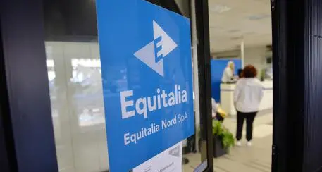 Decreto fiscale, si studiano tempi più lunghi per le rate della rottamazione