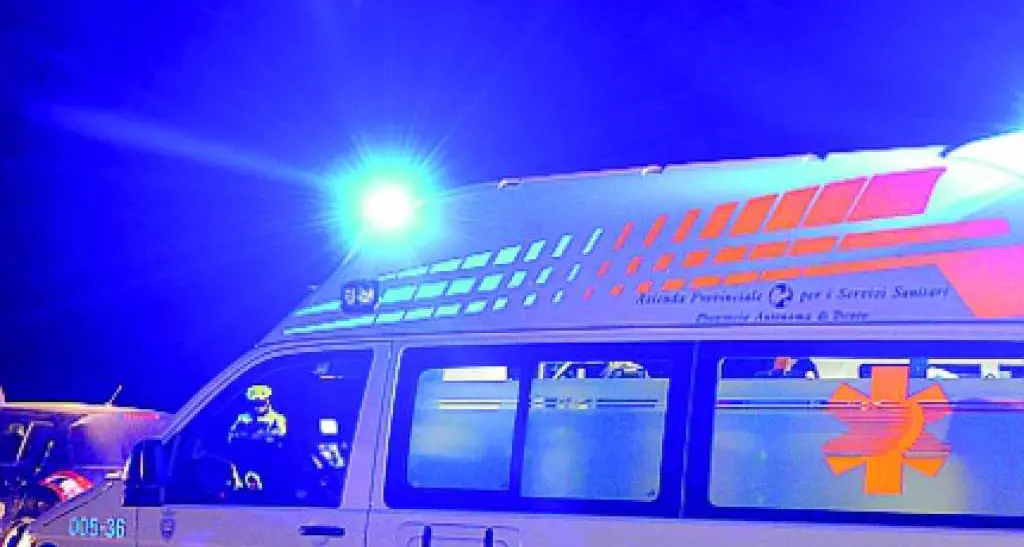 Incidente d'auto a Romeno Diciassettenne al S.Chiara