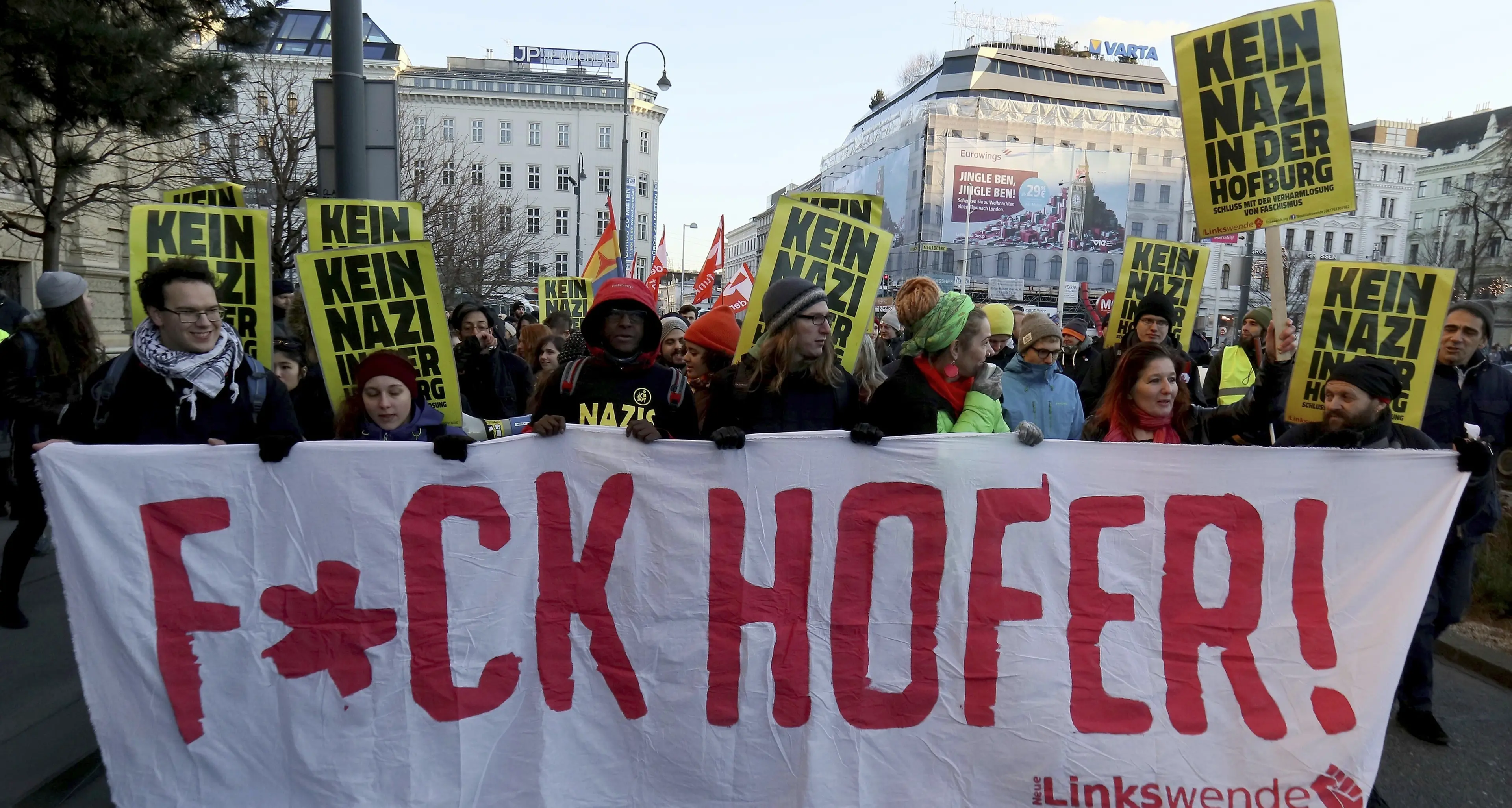 L'Austria oggi al ballottaggio Testa a testa Hofer-Van der Bellen