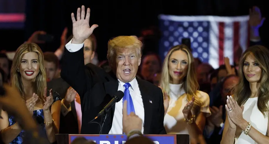 Trump presidente: «Grande piano economico per l'America»