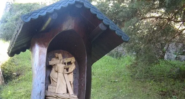 Telve di Sopra, il paese adotta la Via Crucis