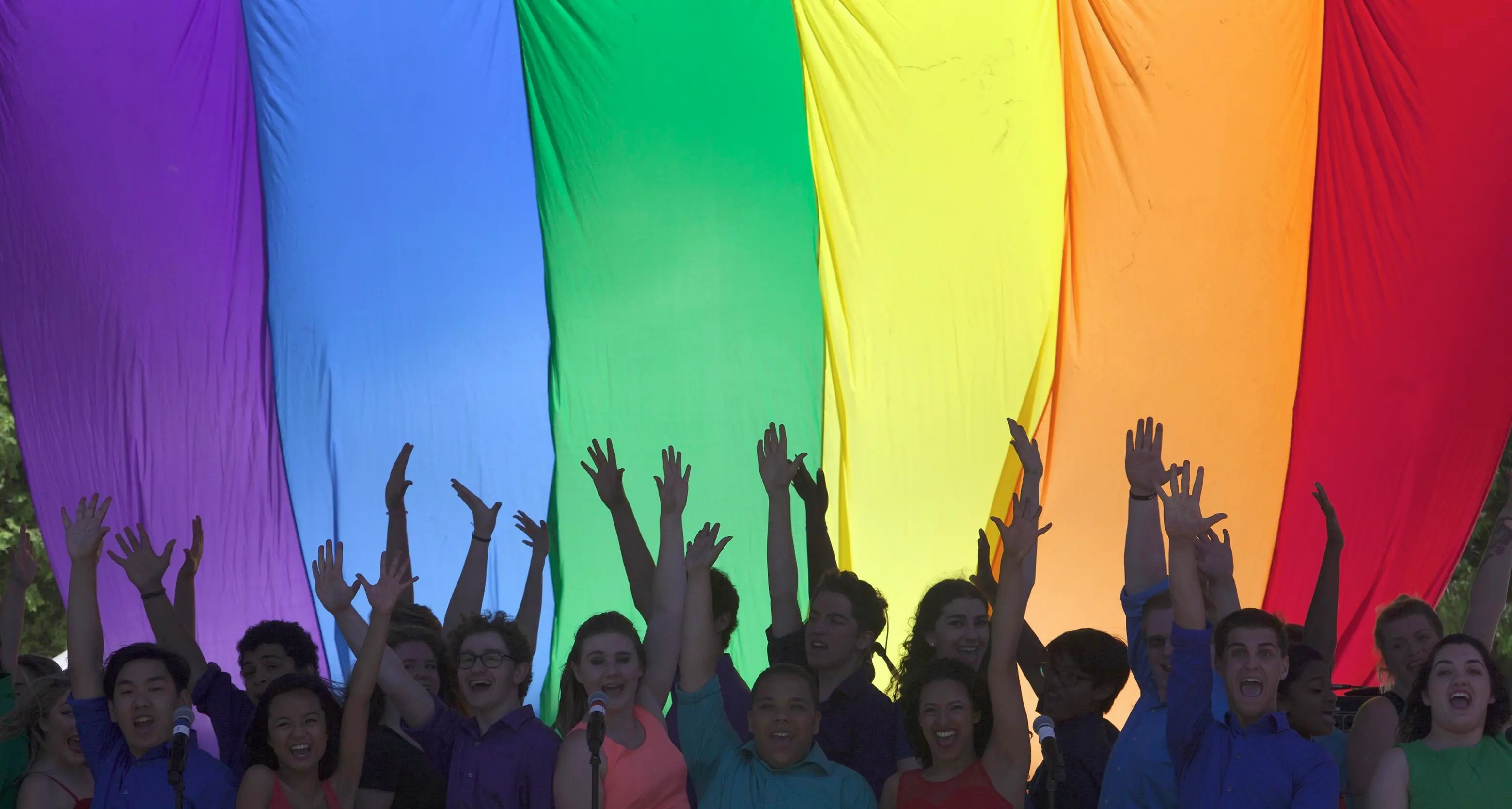 Dolomiti Pride, c'è il patrocinio della Città di Bolzano Ugo Rossi invece si scontra con Scalfarotto e Cirinnà