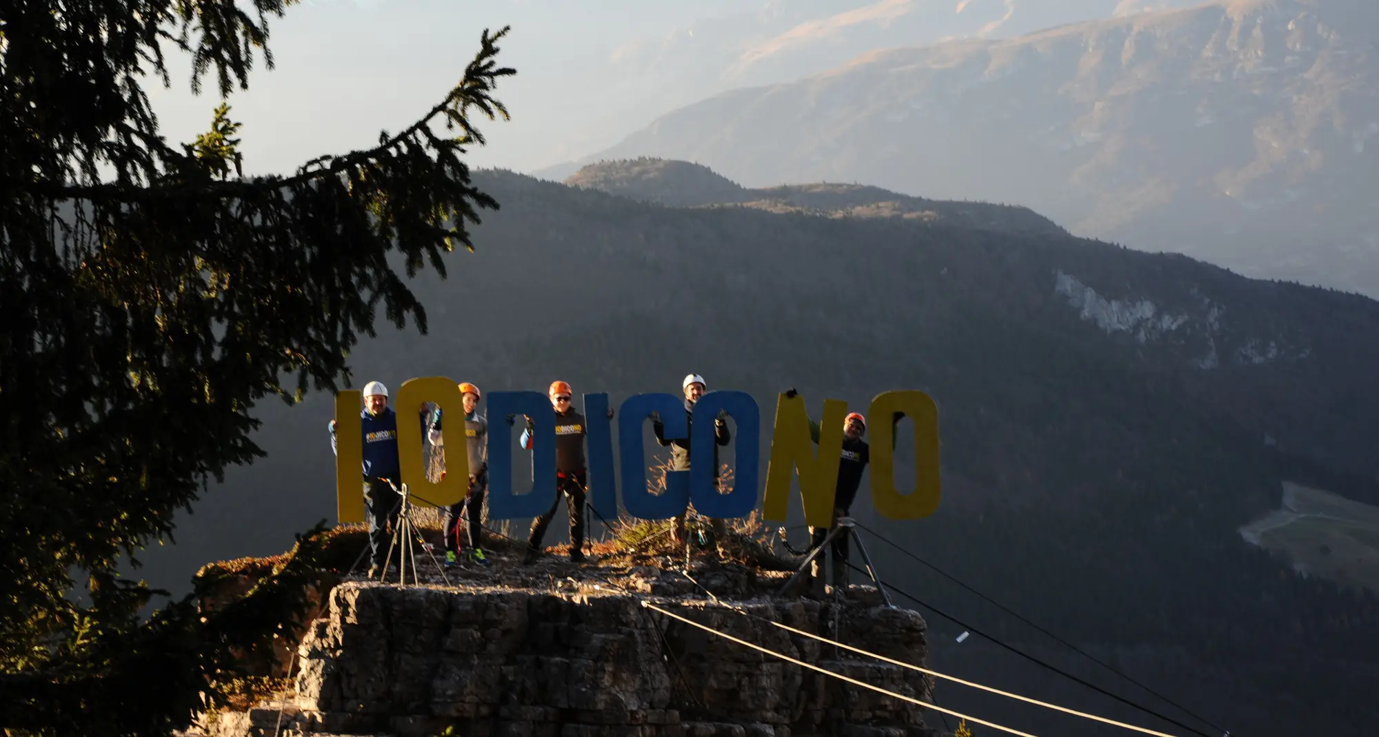 Dalla ferrata sul Bondone il «no» dei 5 Stelle