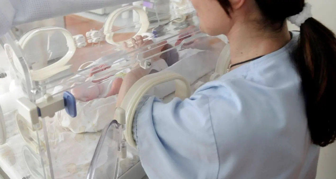 Batterio in ospedale, 10 neonati contagiati