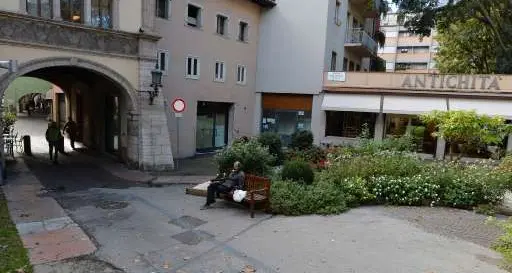 Piazzetta passaggio Dorigoni Il riordino partirà nel 2017