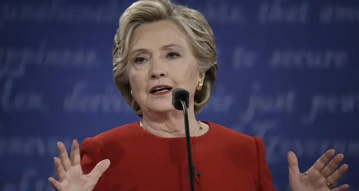 Hillary scrittrice con Louise Penny