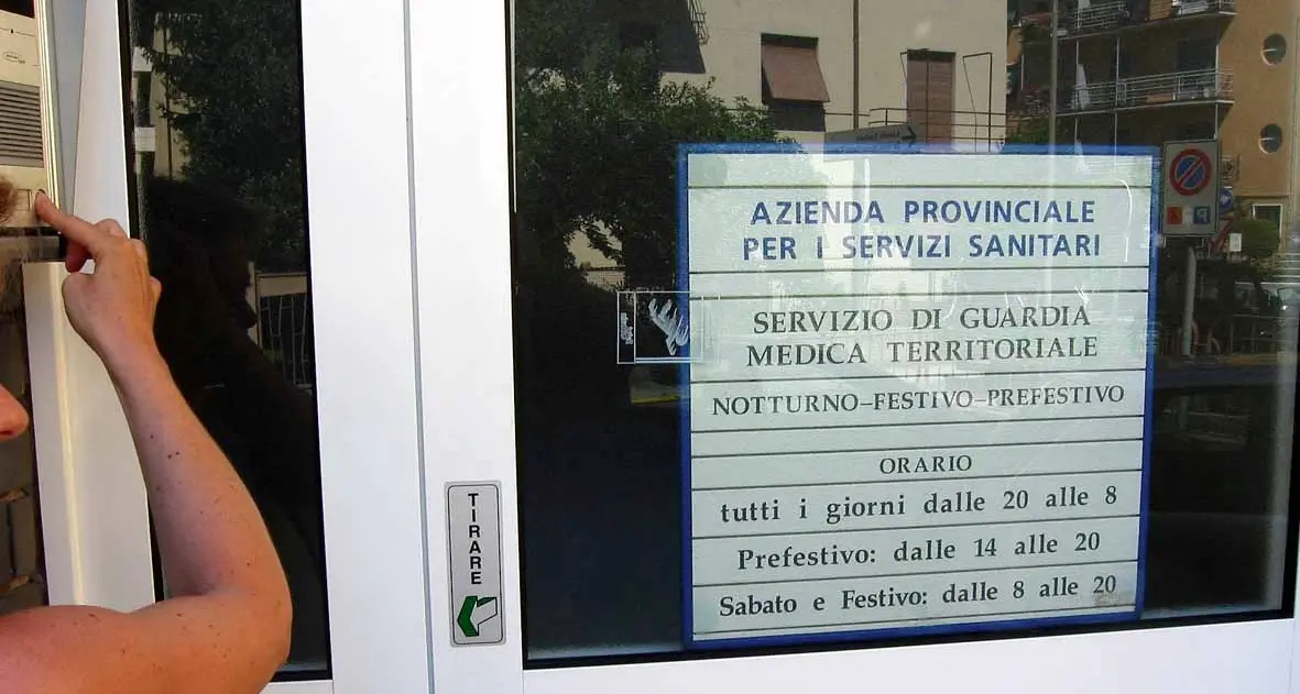Le guardie mediche tagliate, scoppia la rivolta I sindaci annunciano battaglia, Zeni: non si cambia
