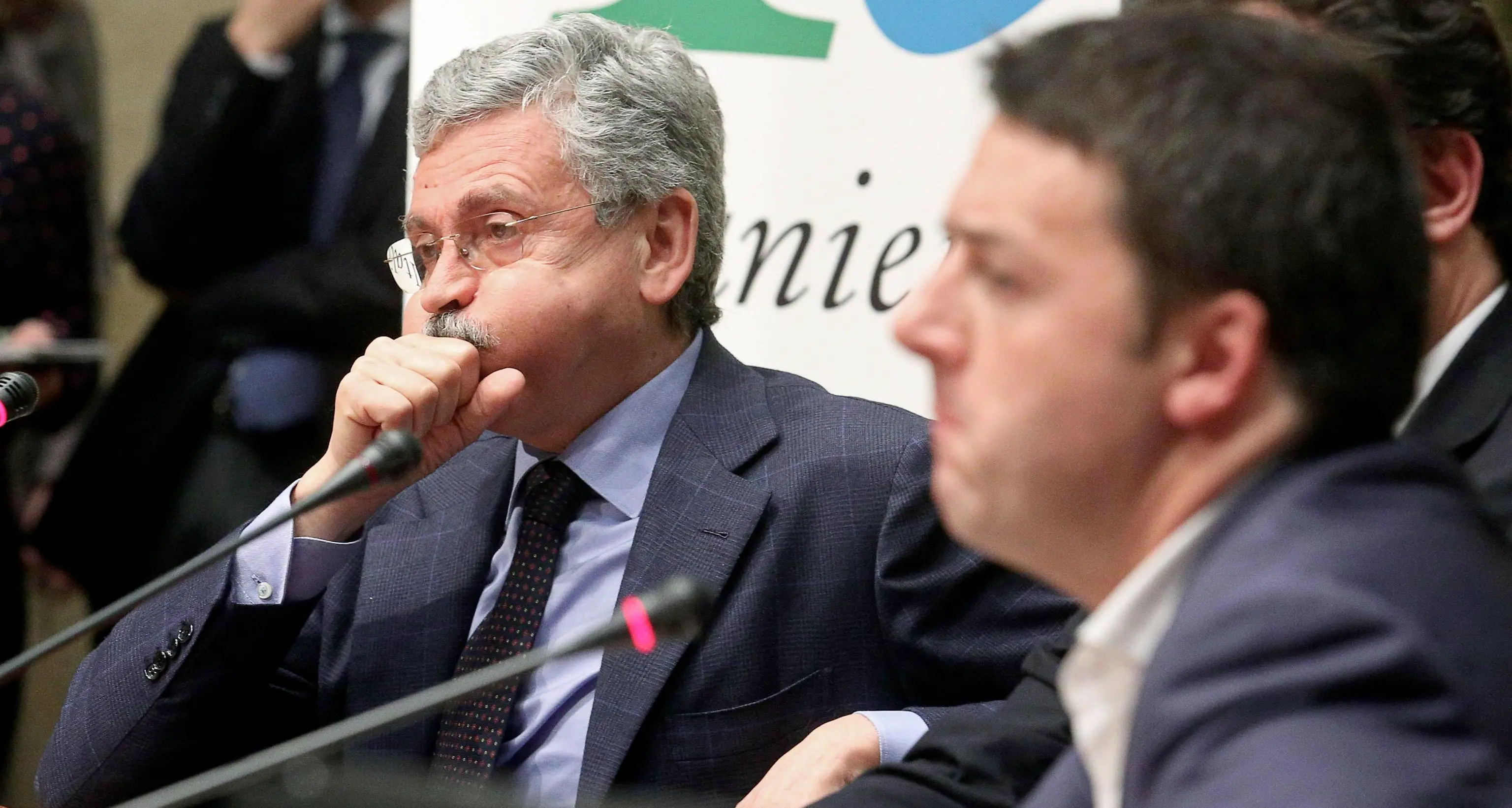 D'Alema: la riforma spacca l'Italia Costituzione: è duello con Renzi