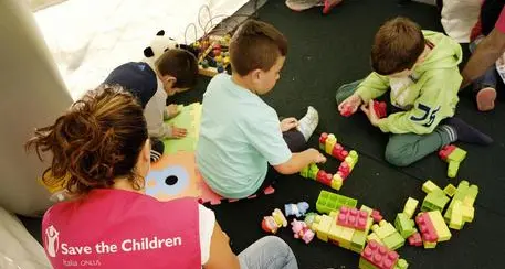'Sciacalli'rubano giocattoli bimbi sisma