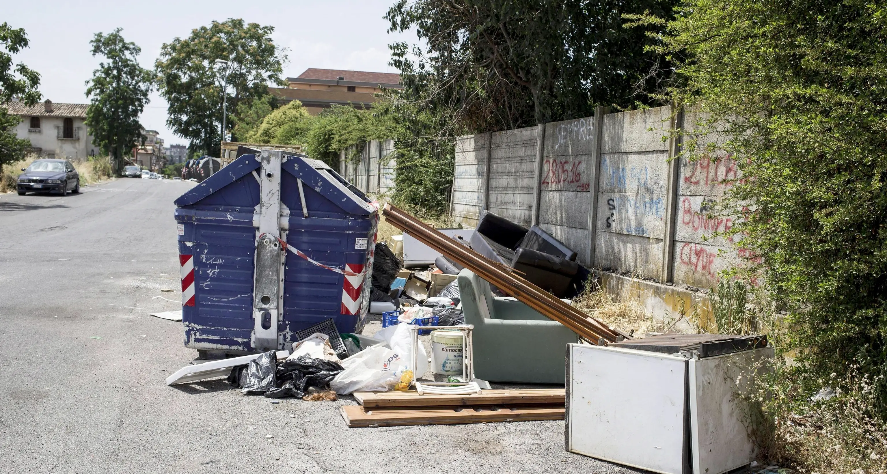 Il golpe dei rifiuti nella Roma di Raggi