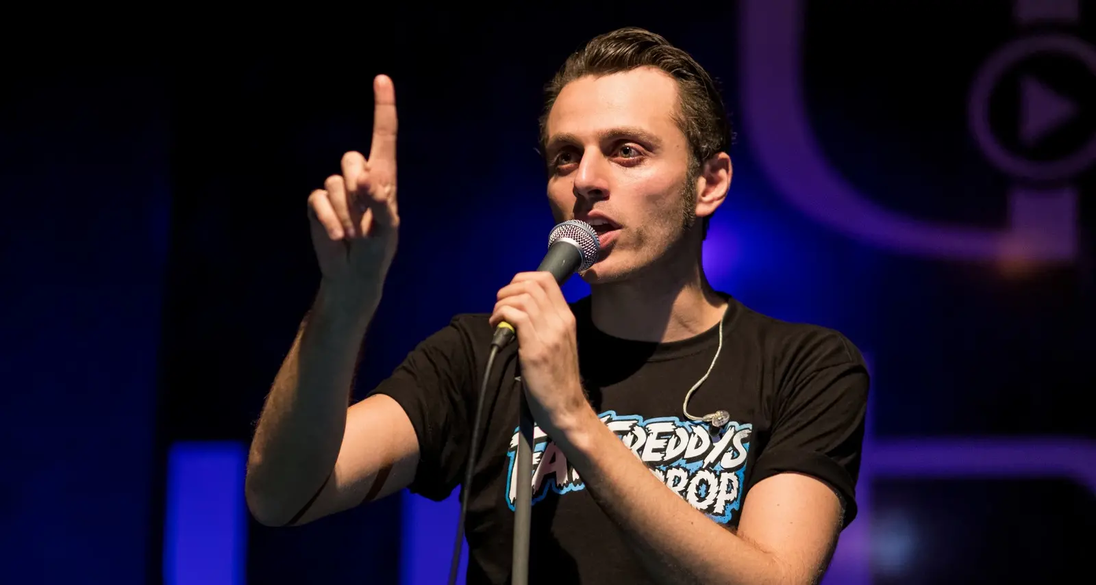Ghemon: il rapper per la prima volta a Trento sabato 3 alla Bookique