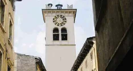 Rovereto: per la sirena mezzogiorno è alle 11