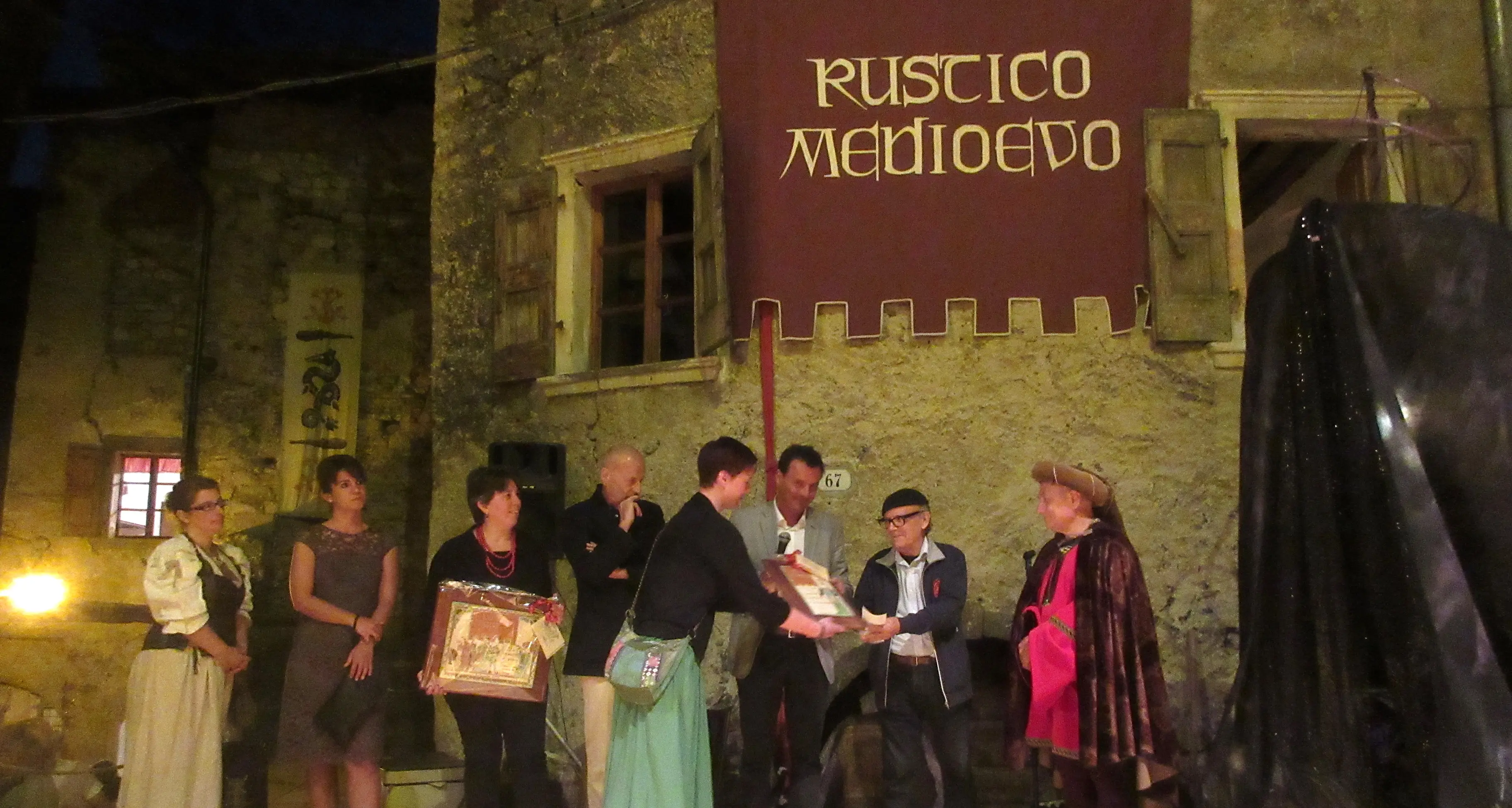 Canale, trent'anni di Medioevo Le celebrazioni nel borgo tennese