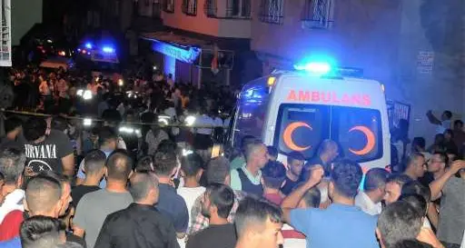 50 morti in Turchia: «Il kamikaze era un ragazzo tra i 12 e i 14 anni»