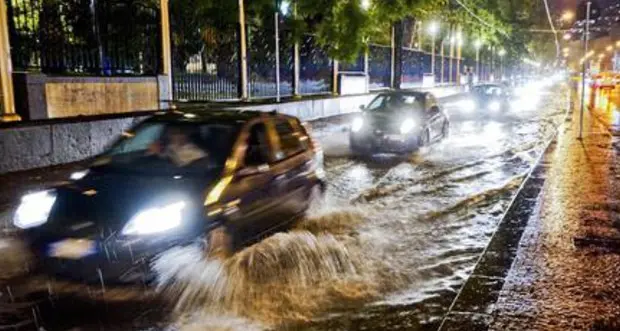 Maltempo e fango, la targa non si legge? Sanzioni fino a 170 euro