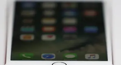 Apple, Iphone localizzerà chi chiama i soccorsi