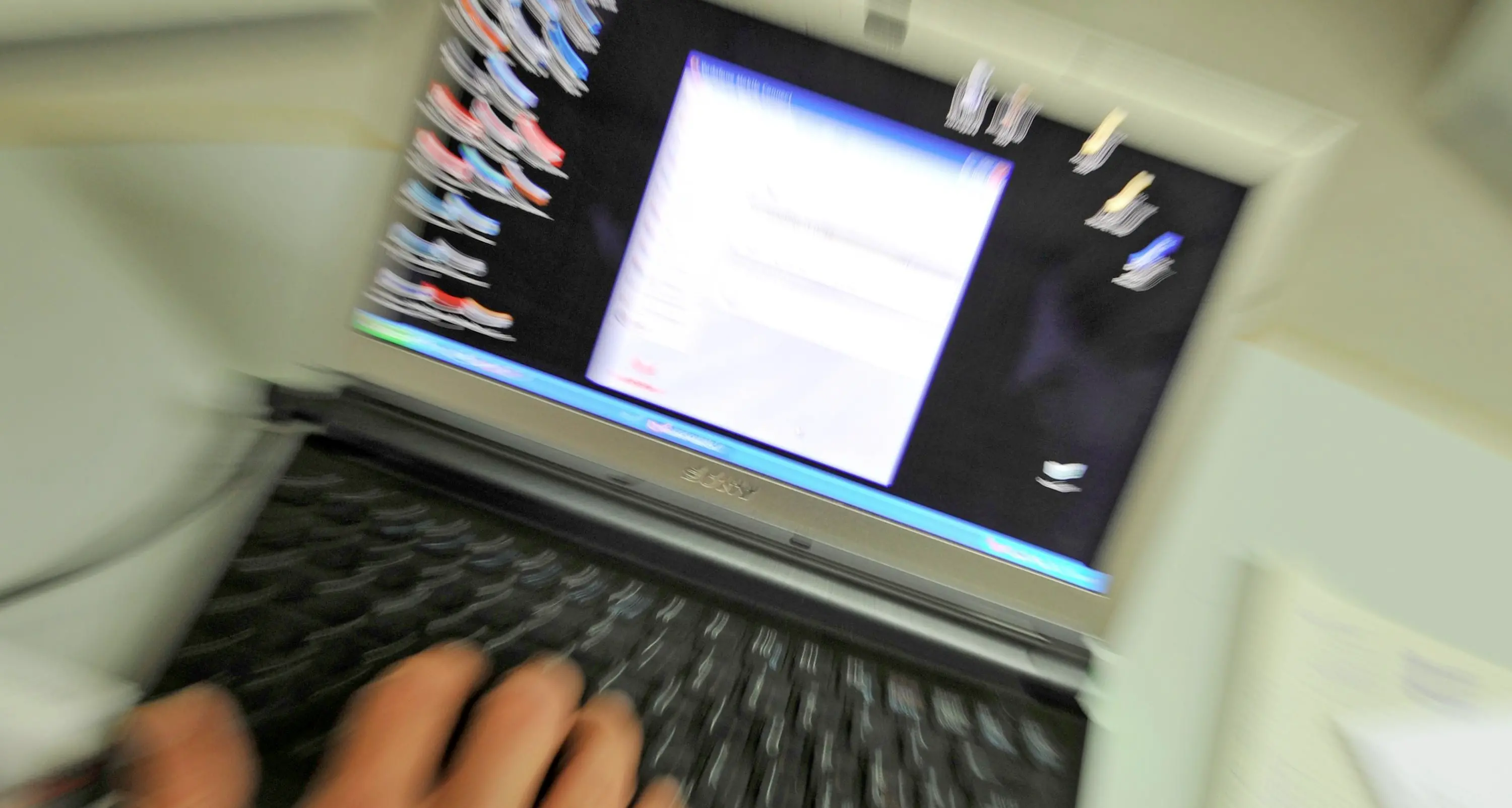 L'Enel: attenti alle finte bollette «E-mail truffa, non sono nostre»