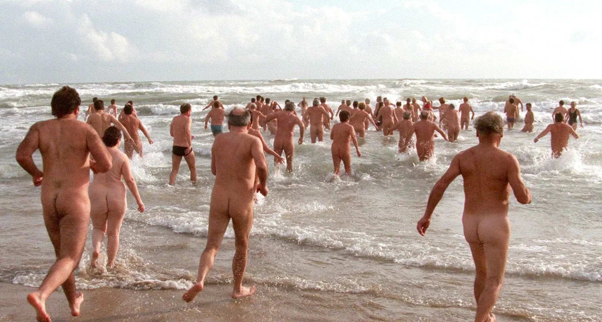 Nudisti sanzionati nel Tarantino, l'Associazione naturisti italiani protesta