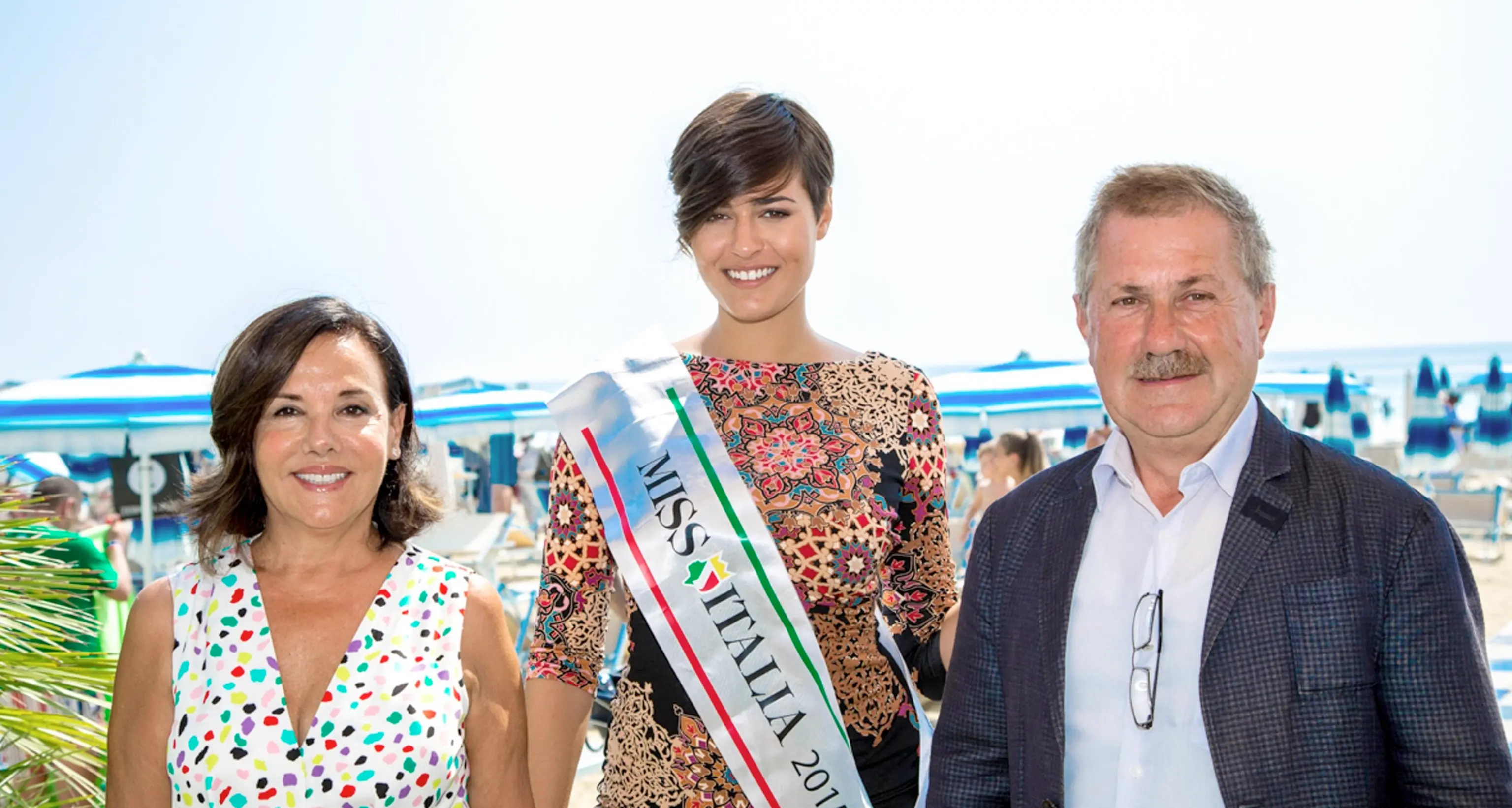 Miss Italia: un minuto di silenzio per le vittime del terremoto alla sfilata di Jesolo