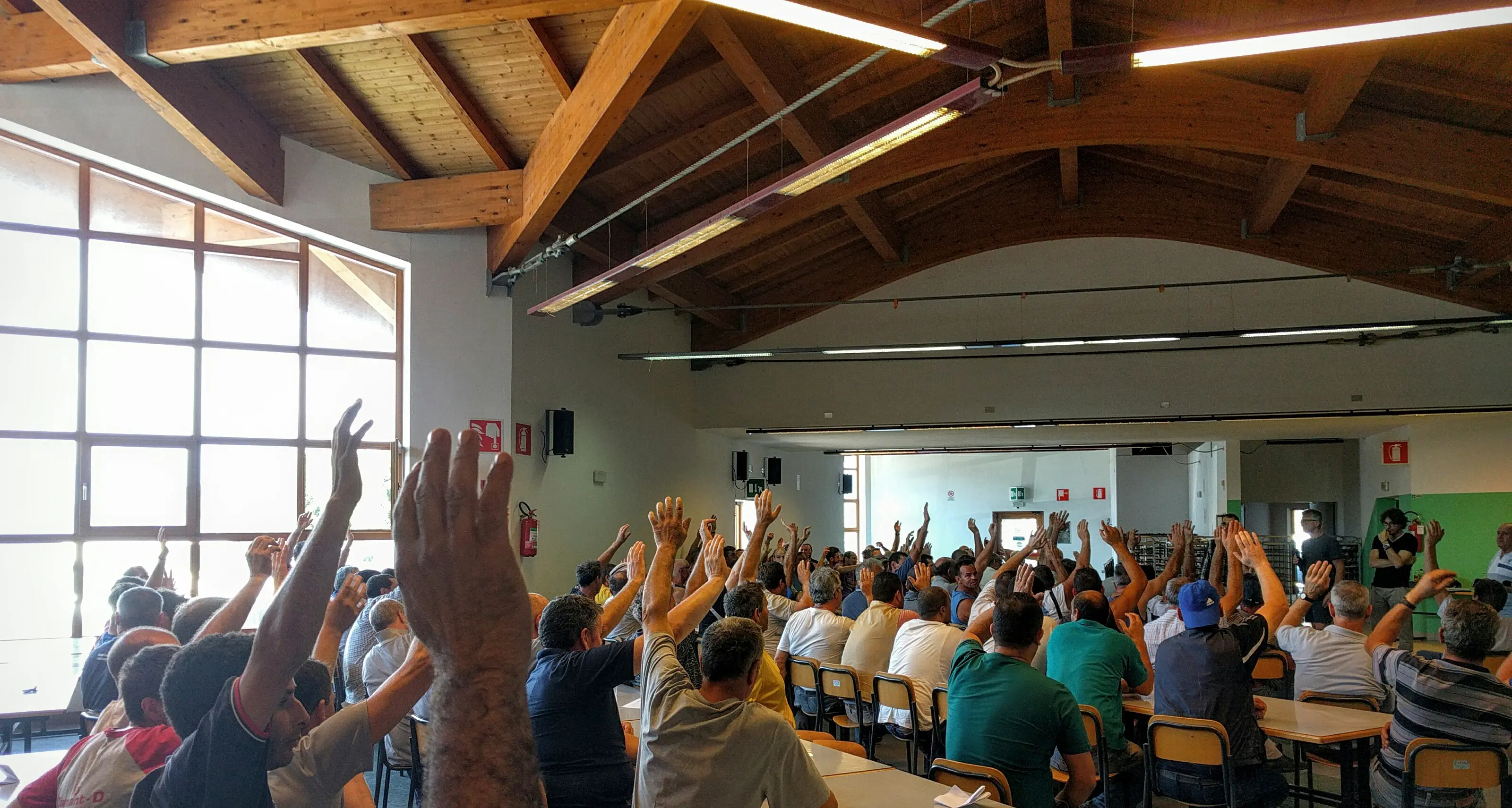 Porfido, i lavoratori fanno sospendere la trattativa