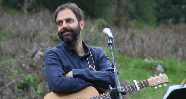 In migliaia in val di Fassa per il concerto di Marcorè