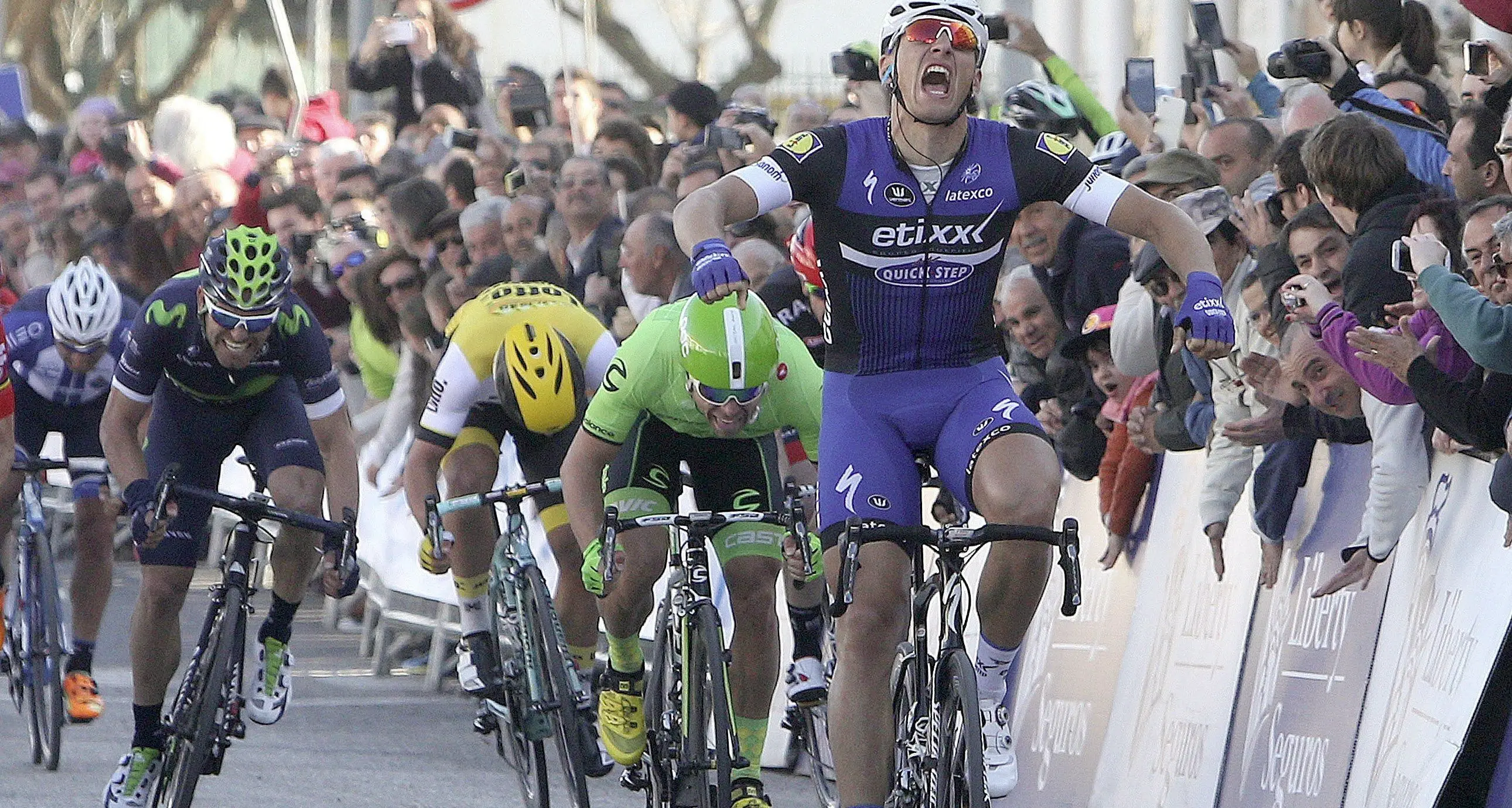 Giro, Kittel sfreccia in volata la Arnhem-Nijemegen è sua
