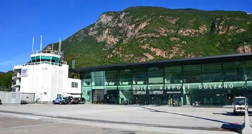 Rilancio dell'aeroporto domani Bolzano alle urne