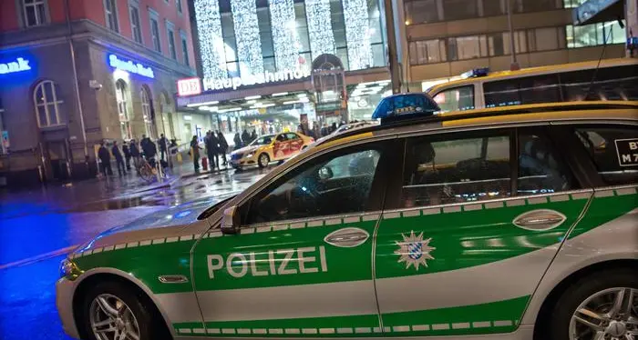 Armato di accetta su un treno tedesco: almeno 20 feriti