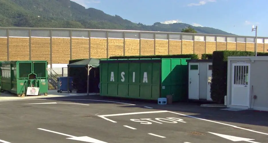 San Michele, nessun aiuto al Crm: anziana costretta ad arrangiarsi