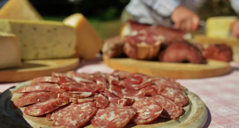 Stop a mortandela e luganega Salumi «sospesi» da Slow Food