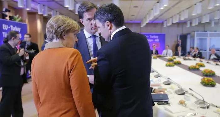 Ue, la Turchia alza la posta per il controllo dei profughi