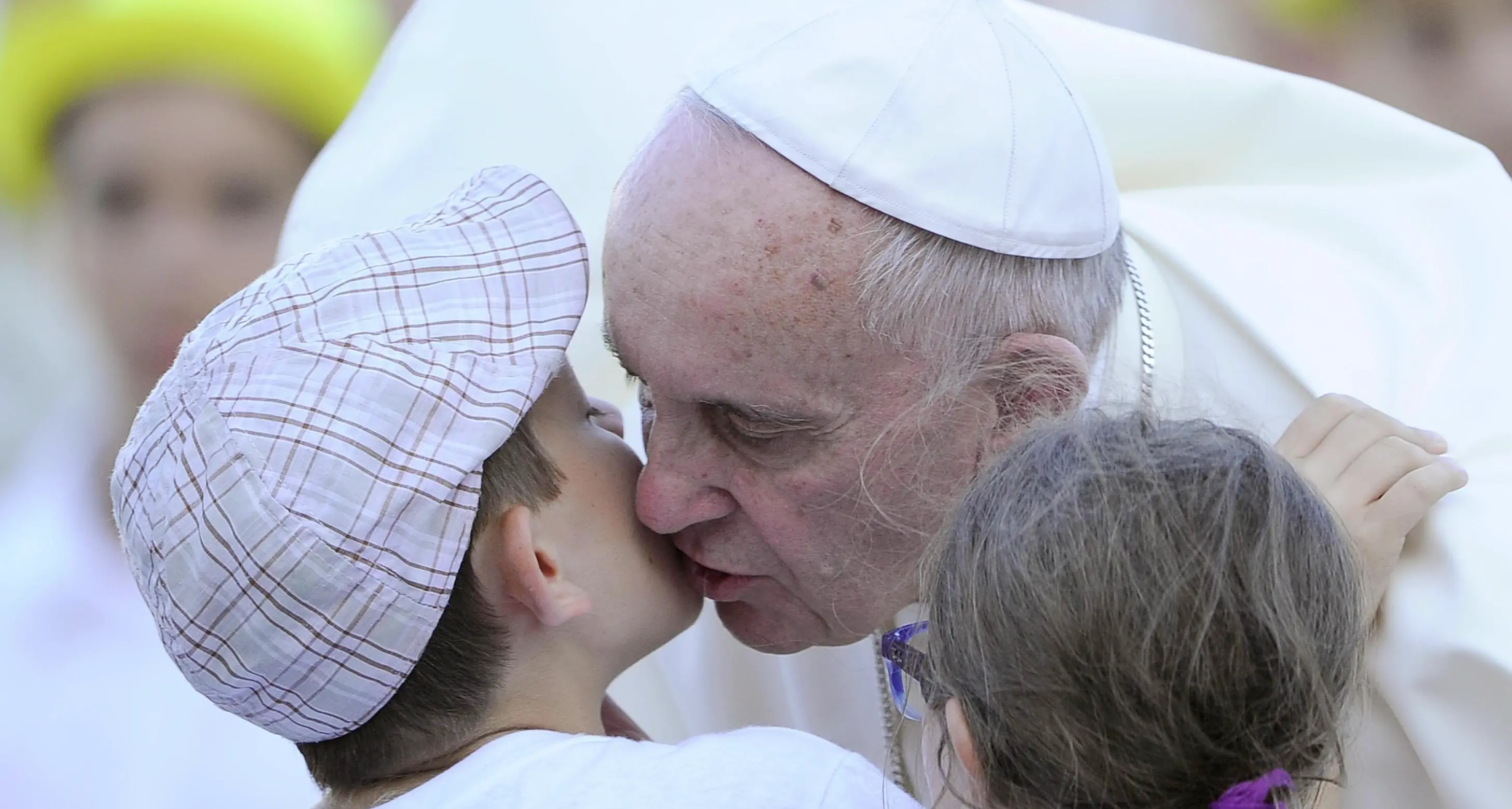 Il sostegno del Papa alle famiglie in difficoltà