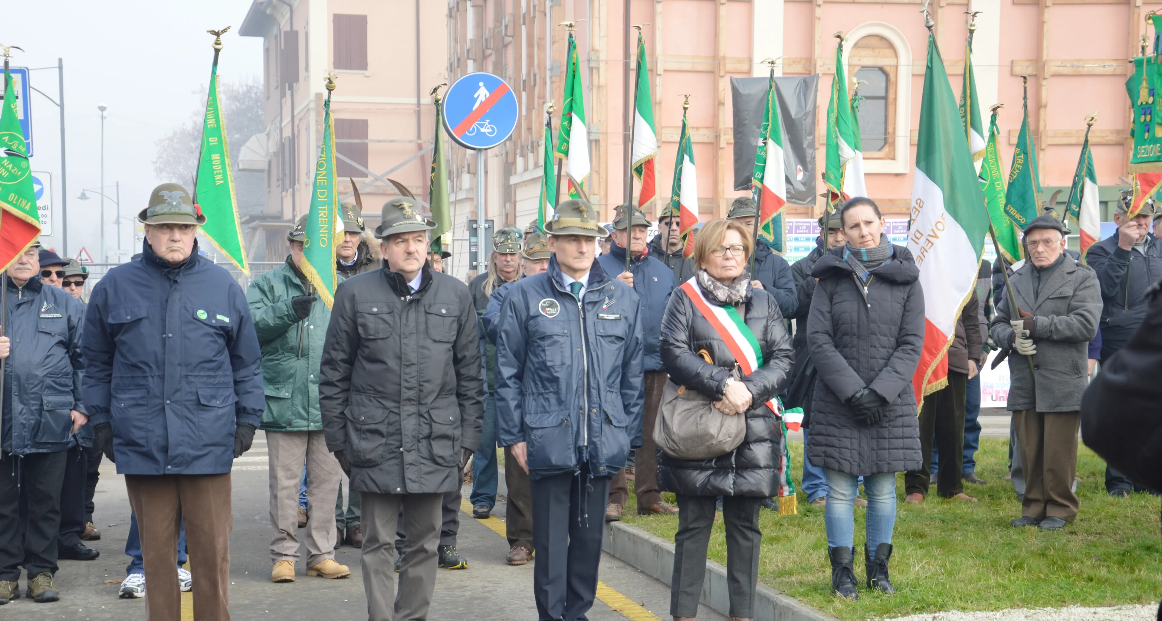 Manuela Bottamedi contro l'adunata degli alpini a Trento «Cosa c'è da festeggiare nel 2018, 650mila morti inutili?»