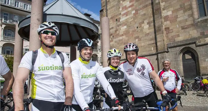 Kompatscher e Peter Fill in bici per il Giro ciclistico dell'Euregio