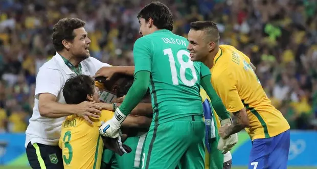 Brasile medaglia d'oro, Germania battuta ai rigori