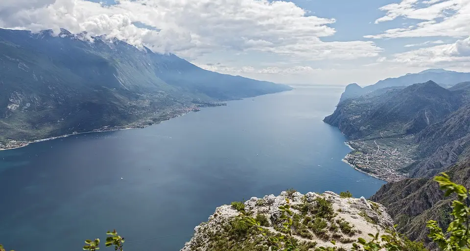 Idee per la fascia lago? Scrivi al Comune