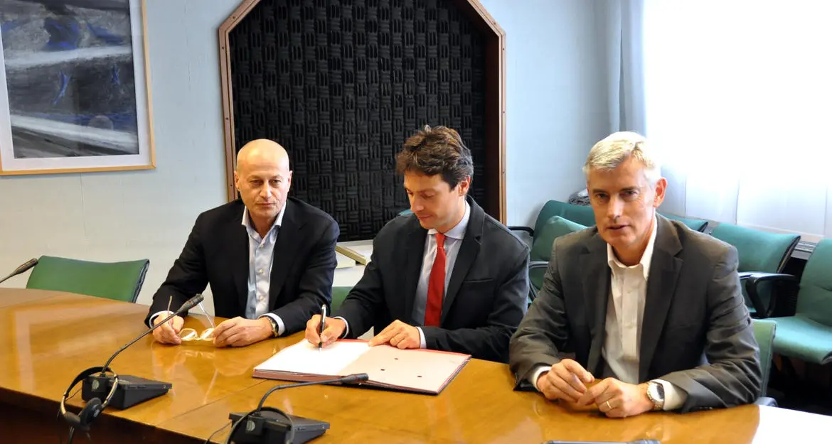 La Busa firma il protocollo d'intesa, nessuna certezza sul punto nascite