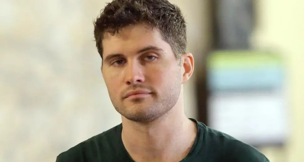 Aggressioni con l'acido 23 anni a Boettcher