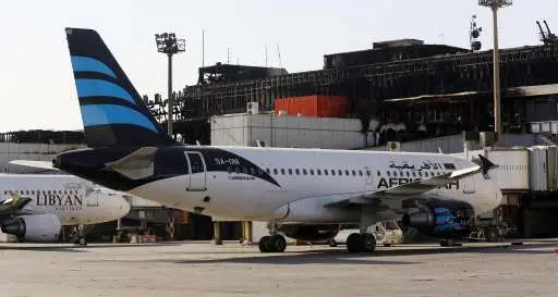 Arriva il premier designato ma Tripoli è nel caos