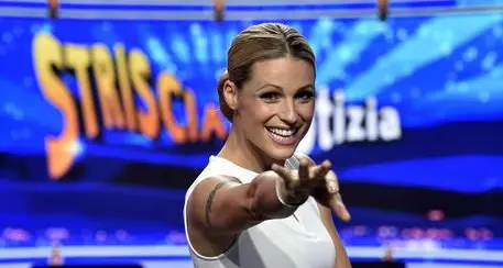 Striscia, debutto con Belen-Hunziker