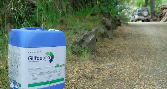 Passa la mozione di Degasperi per lo stop all'erbicida glifosato