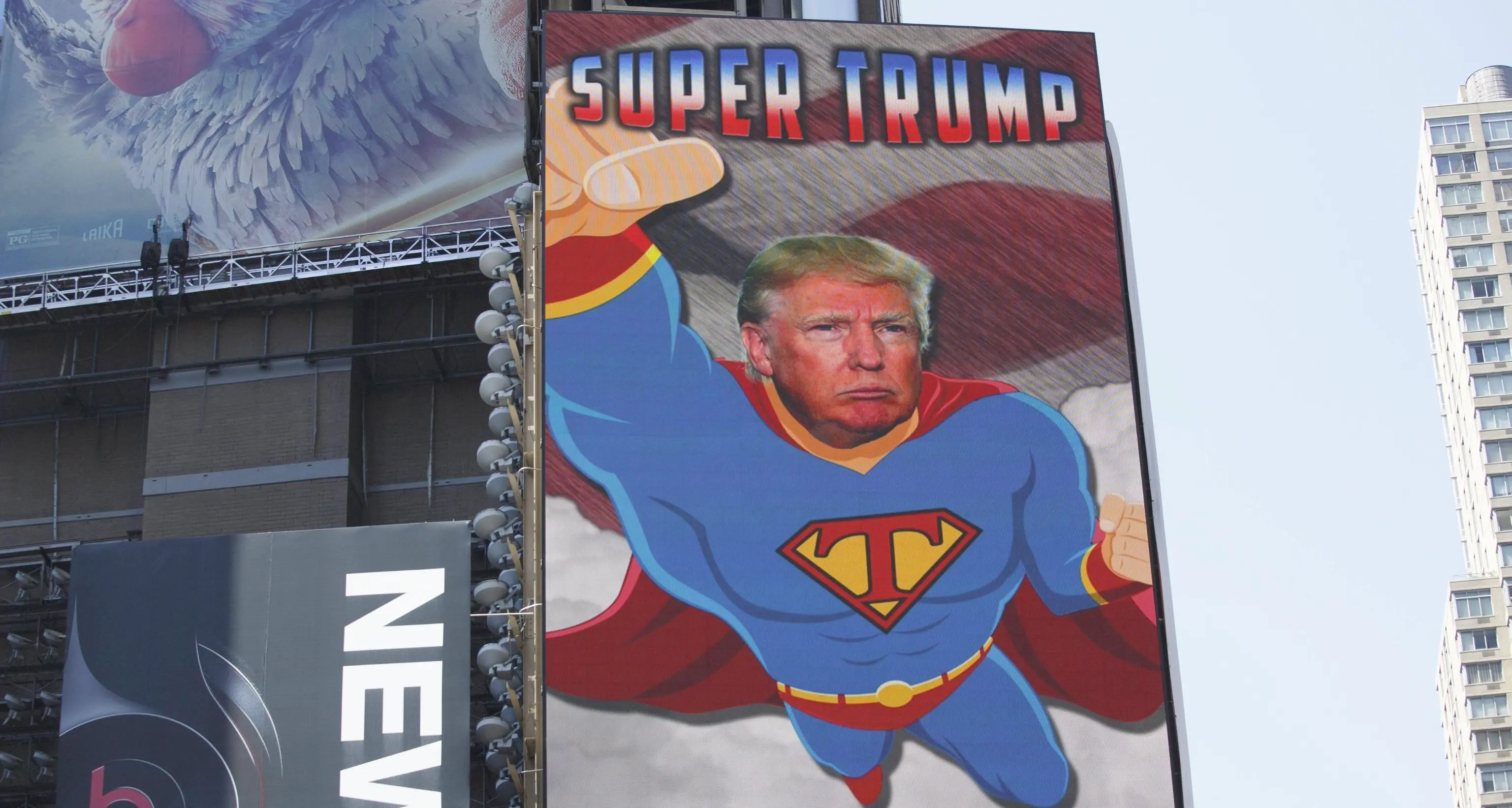 Trump schizza nei sondaggi dopo il malore di Hillary