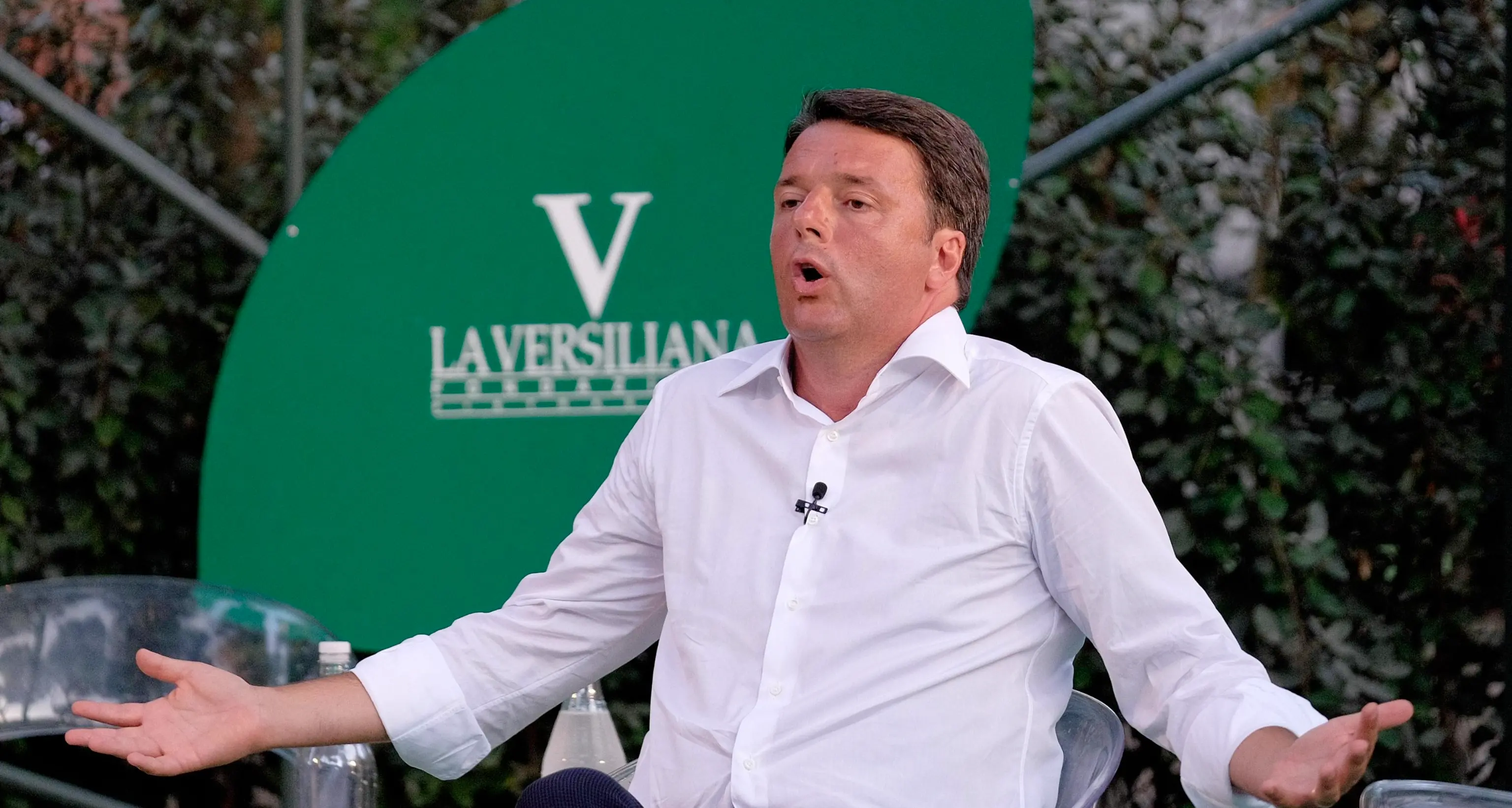 Referendum, dietrofront di Renzi «Se perdo non mi dimetterò»