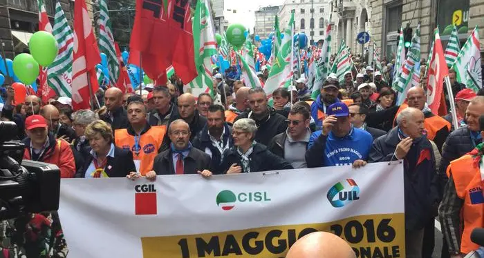 Primo maggio, sindacati a Renzi Lavoro vero, non solo dati gonfiati