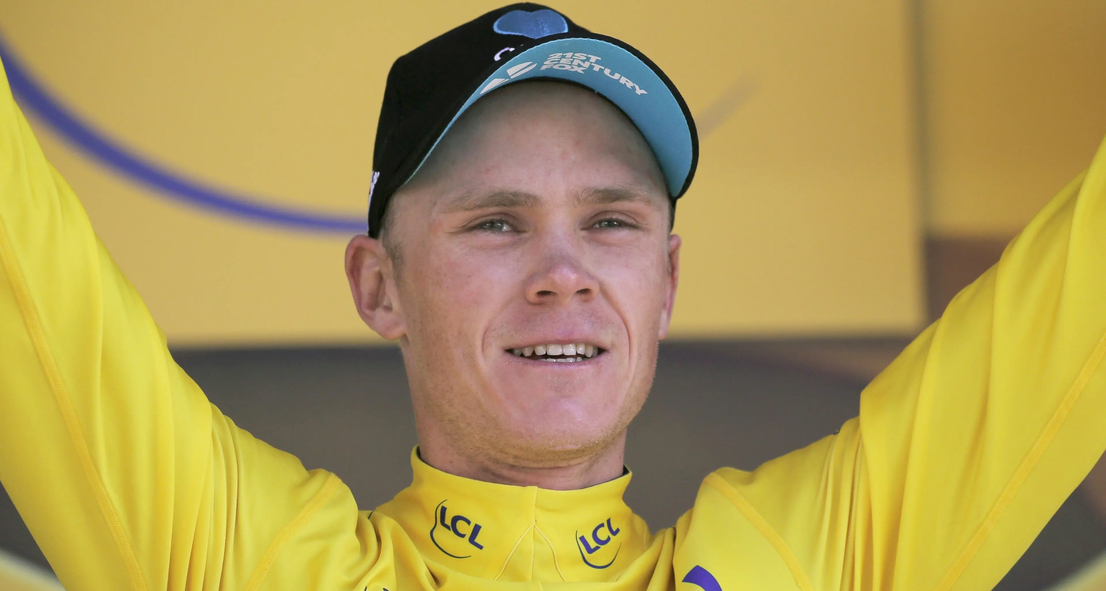 Tour, il russo Zakarin stacca tutti Froome sempre in giallo, Aru avanza