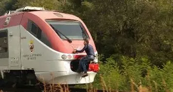Viaggio sul treno. Ma fuori Borgo, la foto di un lettore