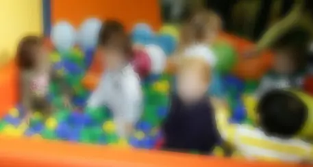 Bambini legati e morsi, 2 arresti in asilo a Milano