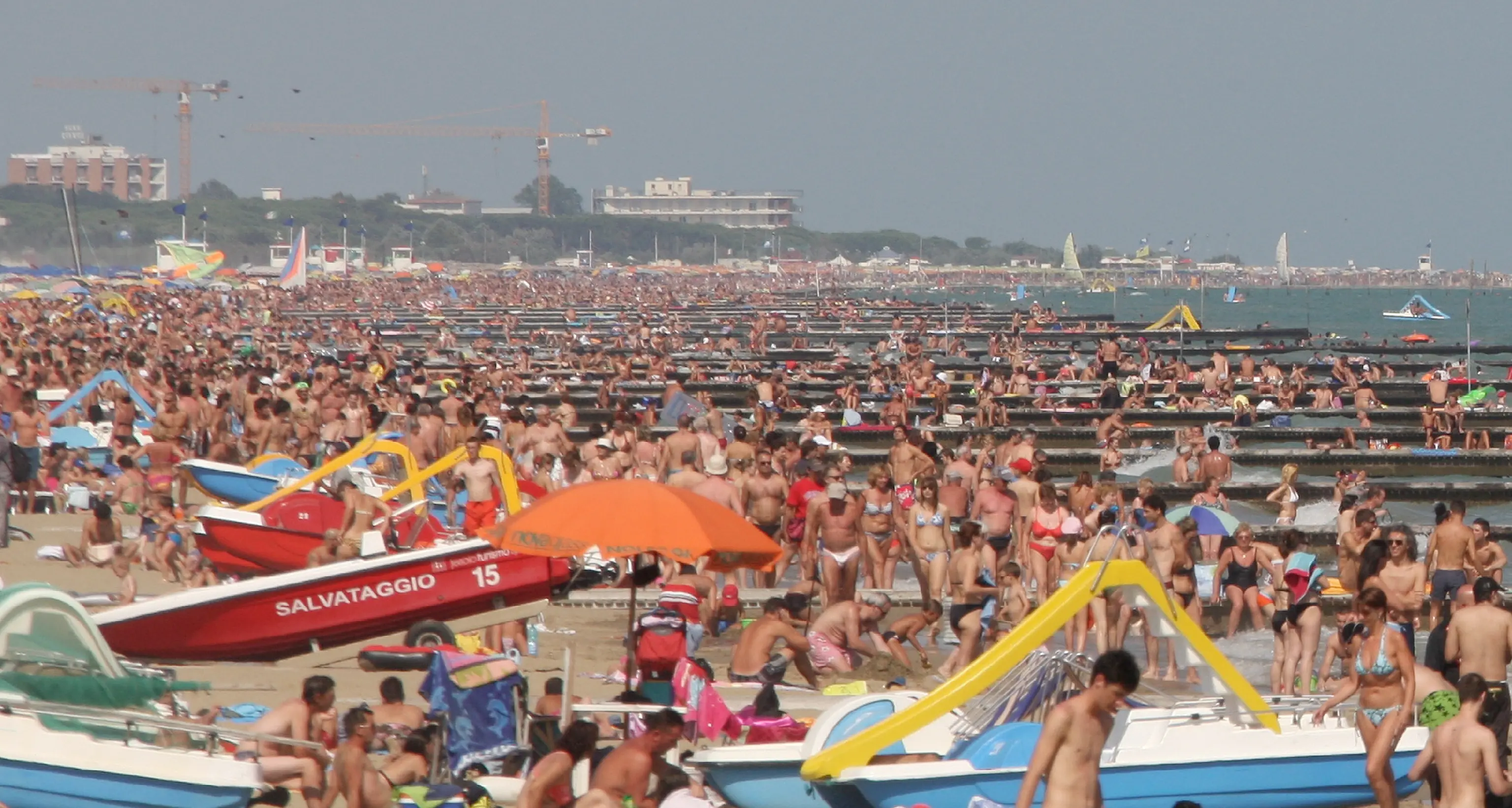 Maltempo al mare Grossi guai a Jesolo