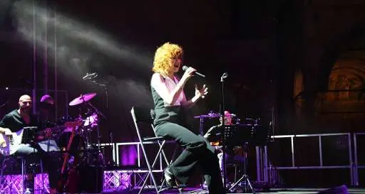 Con Fiorella Mannoia torna lo show in piazza Duomo